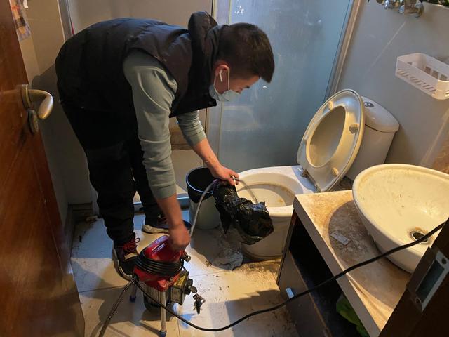 合水不同类型的堵塞，疏通方法不同